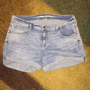 Rolled cuff denim boyfriend shorts